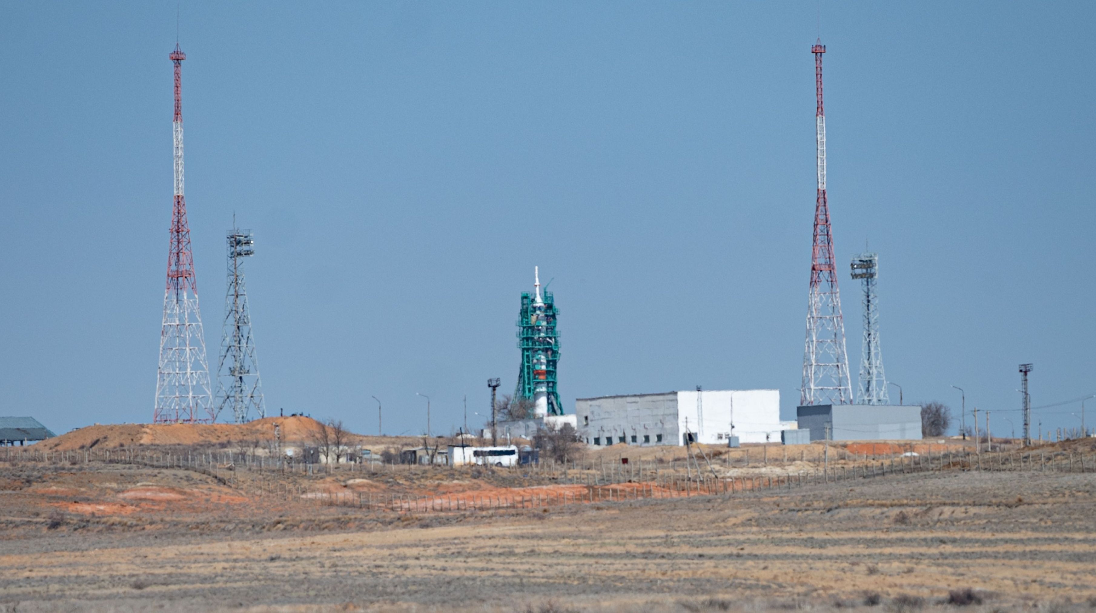 Запуск корабля Союз МС-18 Гагарин с Байконура 