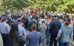 Митинг работников Обуховского ГОК, архивное фото