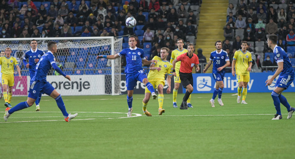 Сборная Казахстана по футболу дома уступила Боснии и Герцеговине