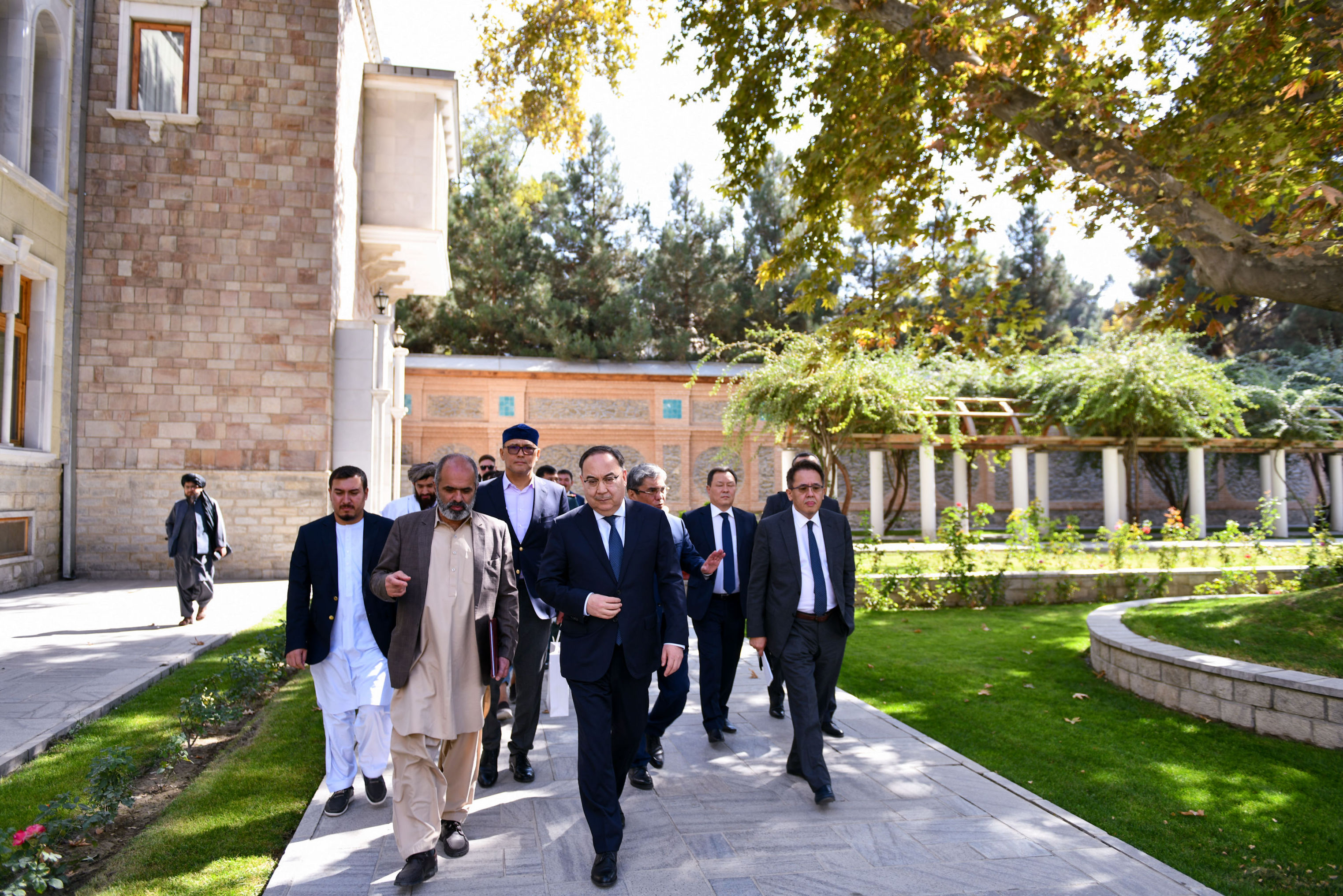 Казахстанская делегация встретилась с представителями властей Афганистана