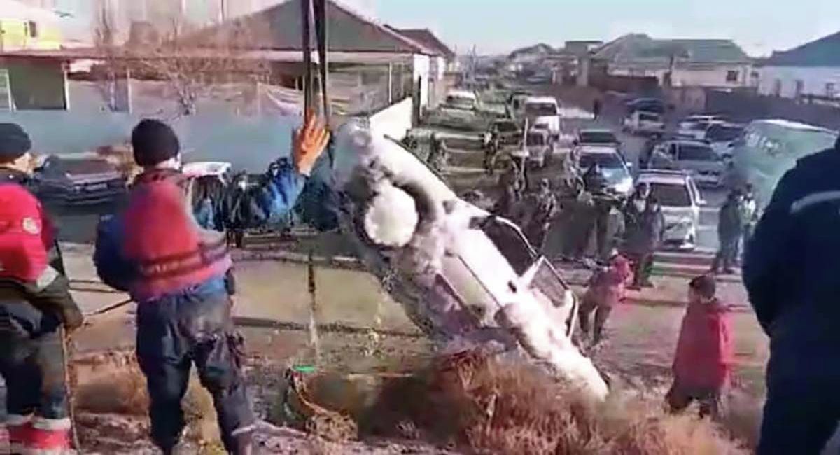 Автомобиль упал в Сырдарью в Кызылординской области