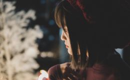 Девушка и Рождество Девушка и Рождество