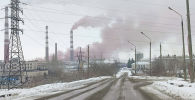 Розовый дым на ТМК в Усть-Каменогорске