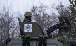 Военный на блокпосте 