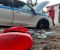В Таразе мародеры не только разбили полицейский автомобиль, но и сняли с него колеса