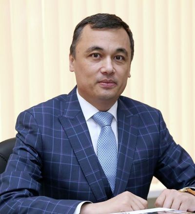 Аскар Умаров