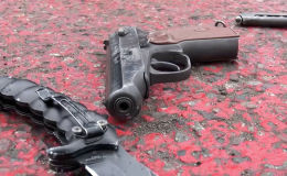 Спецоперация: как ловят вооруженных бандитов в Алматы - видео Спецоперация: как ловят вооруженных бандитов в Алматы - видео