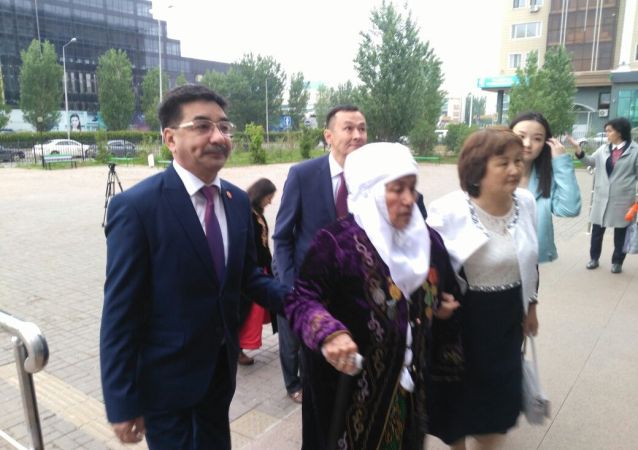 Жамбыл Ахметбеков,  кандидат от народных коммунистов на выборах в Нур-Султане