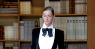 Библиотекарь-стайл: новый показ Chanel в Париже