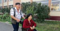 Болат Азнабаев и Дина Лямкадырова в доме престарелых