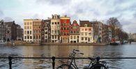Вид на набережную в Амстердаме
