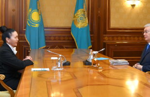 Роза Муканова рассказала президенту о деятельности Казахского национального университета искусств по подготовке молодых специалистов