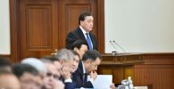 Премьер-министр Казахстана Аскар Мамин на расширенном заседании правительства