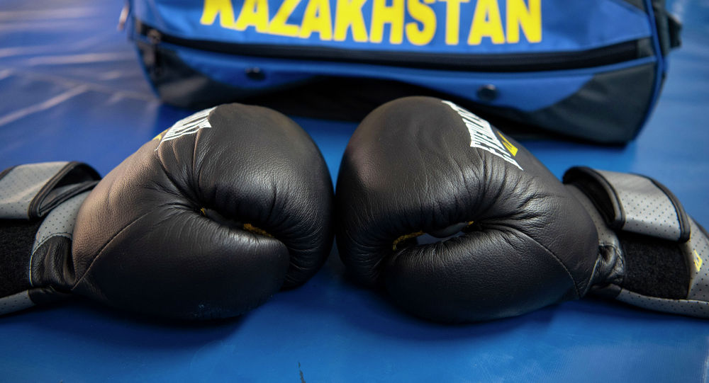 Казахстанец нокаутировал экс-бойца UFC через 2 минуты - видео