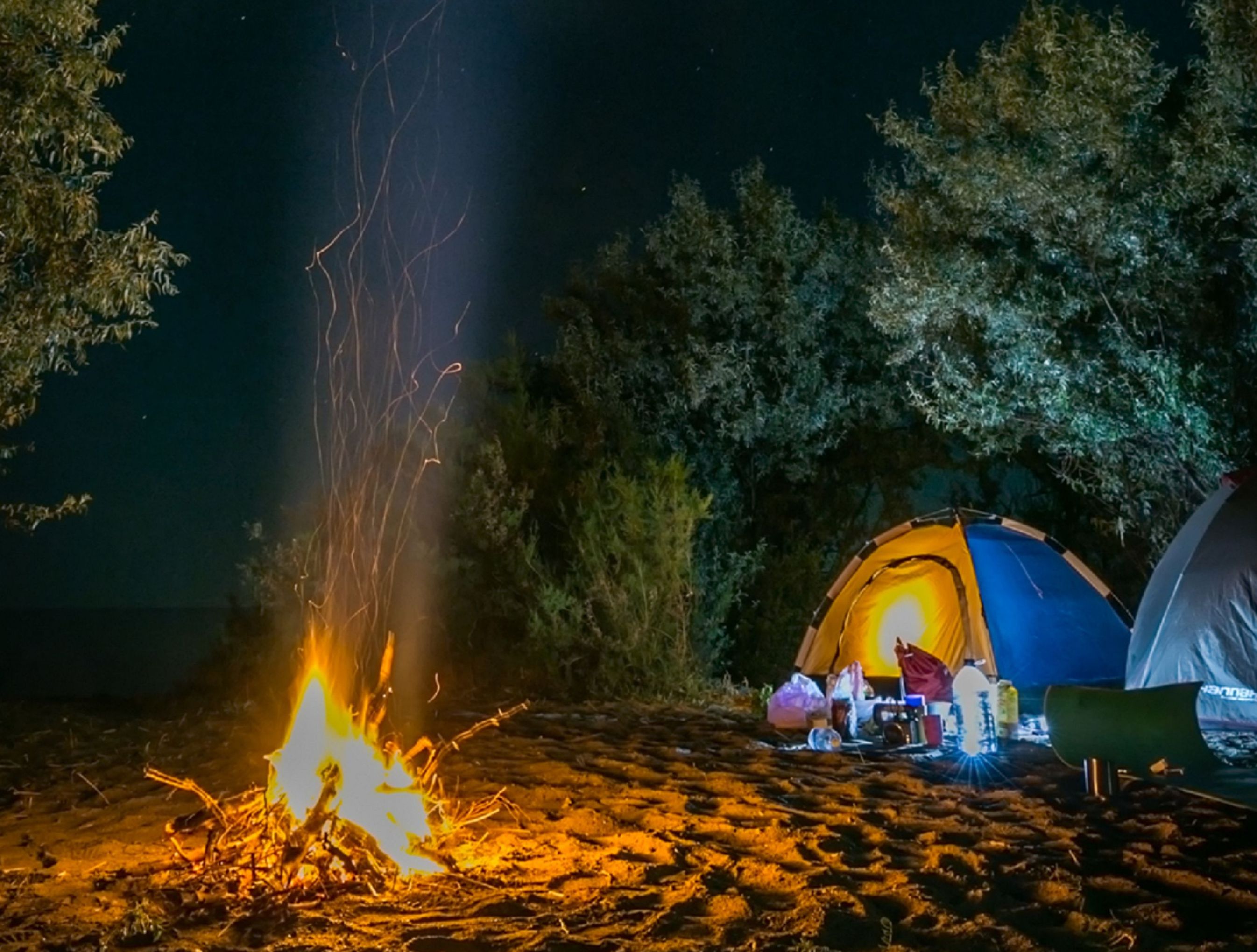 Tourist camp. Боровое палаточный лагерь. Палаточный лагерь в Боровом Казахстан. Туристический лагерь. Детский туристический лагерь.