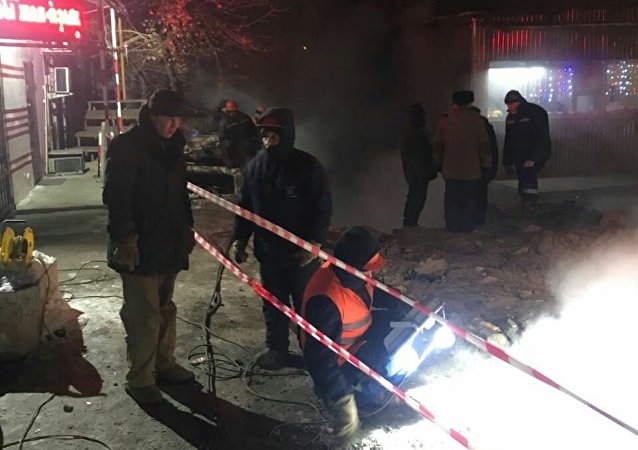 Ликвидация аварии на теплосетях в Алматы продолжалась до утра