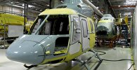 Линия сборки на вертолетном заводе, архивное фото
