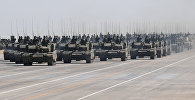 Китайские танки принимают участие в военном параде, архивное фото