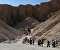 Туристы у входа в гробницу короля Тутанхамона в Долине царей, близ города Луксор в Египте