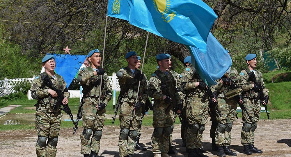 Военнослужащие вооруженных сил Казахстана, архивное фото