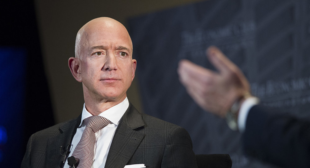 Milliarder Dzheff Bezos Razvoditsya S Zhenoj