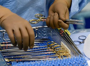 Медицинские инструменты, архивное фото