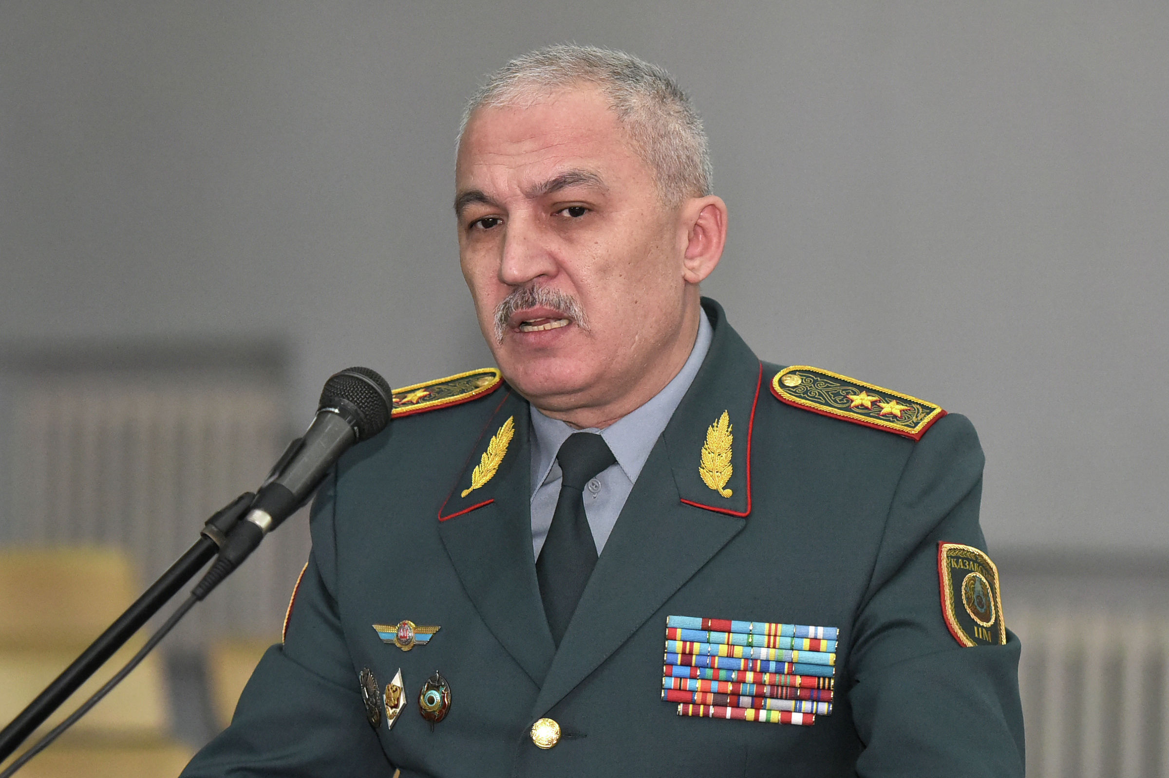 Главнокомандующий Национальной гвардией генерал-лейтенант Руслан Жаксылыков