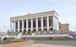 Областной академический драматический театр им. Махамбета Утемисова в Атырау