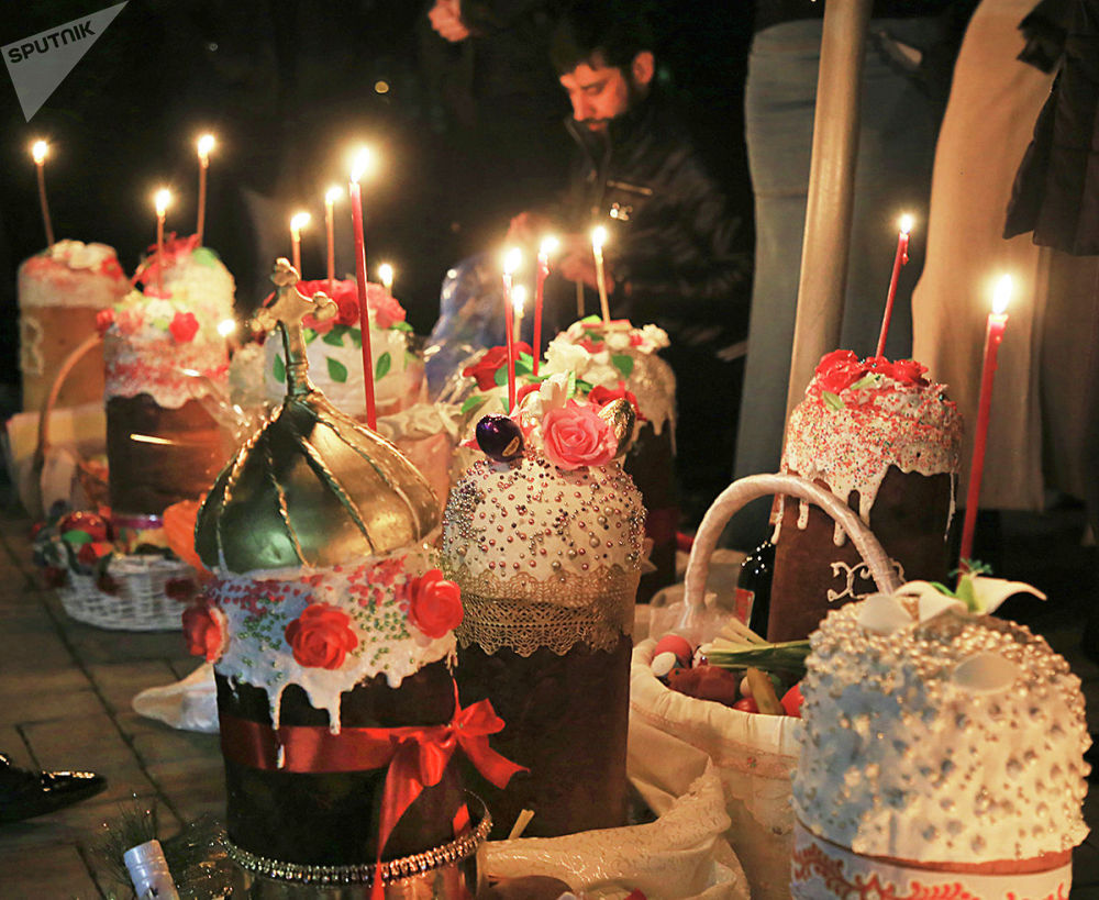 Католическая пасха яйца. Пасха в казахстане 2024. Крёстной с пасхой. Пасха в казахстане 2024. Пасха в казахстане 2024.