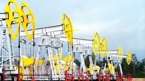 Архивное фото нефтяных станков-качалок - Sputnik Казахстан