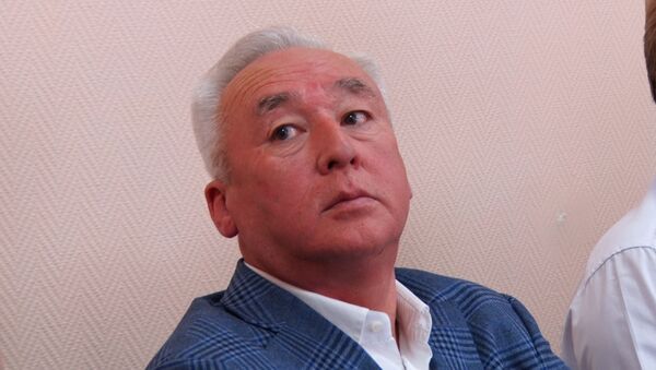 Сейтказы Матаев постоянно мерил себе давление во время суда - Sputnik Казахстан