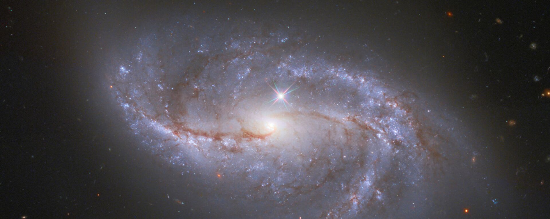 Вид на галактику NGC 2608 из космоса - Sputnik Казахстан, 1920, 26.12.2021