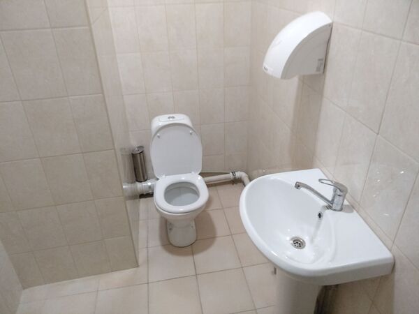 Красиво, но бедно: депутат Смирнова о стационаре на базе Халык Арены  - Sputnik Казахстан