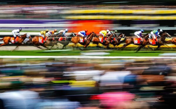 Снимок Horse Racing фотографа Scott Barbour, победивший в категории Sports конкурса Sony Alpha Awards 2020 - Sputnik Казахстан