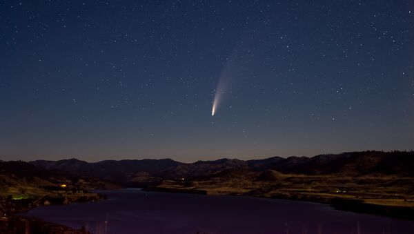 Комета NEOWISE в небе над штатом Вашингтон  - Sputnik Казахстан