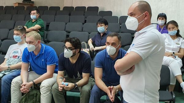 Московские медики помогут костанайским врачам лечить пациентов с COVID-19 - Sputnik Казахстан