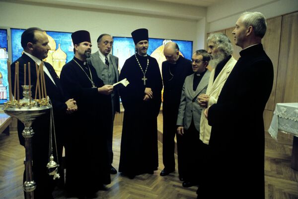 Олимпийский намаз – где спортсмены-мусульмане молились на Играх в Москве - Sputnik Казахстан