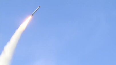 Пуск крылатой ракеты оперативно-тактического ракетного комплекса "Искандер" 