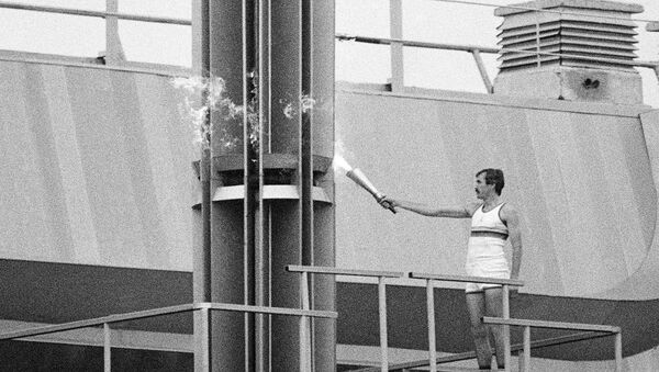 Факел Олимпиады-80 куплен на торгах во Франции - Sputnik Казахстан