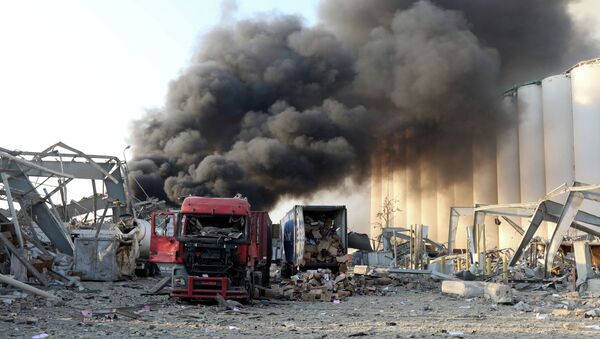 Мощный взрыв произошел в Бейруте - Sputnik Казахстан