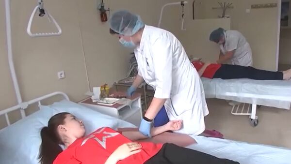 Добровольцы, испытавшие вакцину от коронавируса, прошли финальное медобследование - Sputnik Казахстан