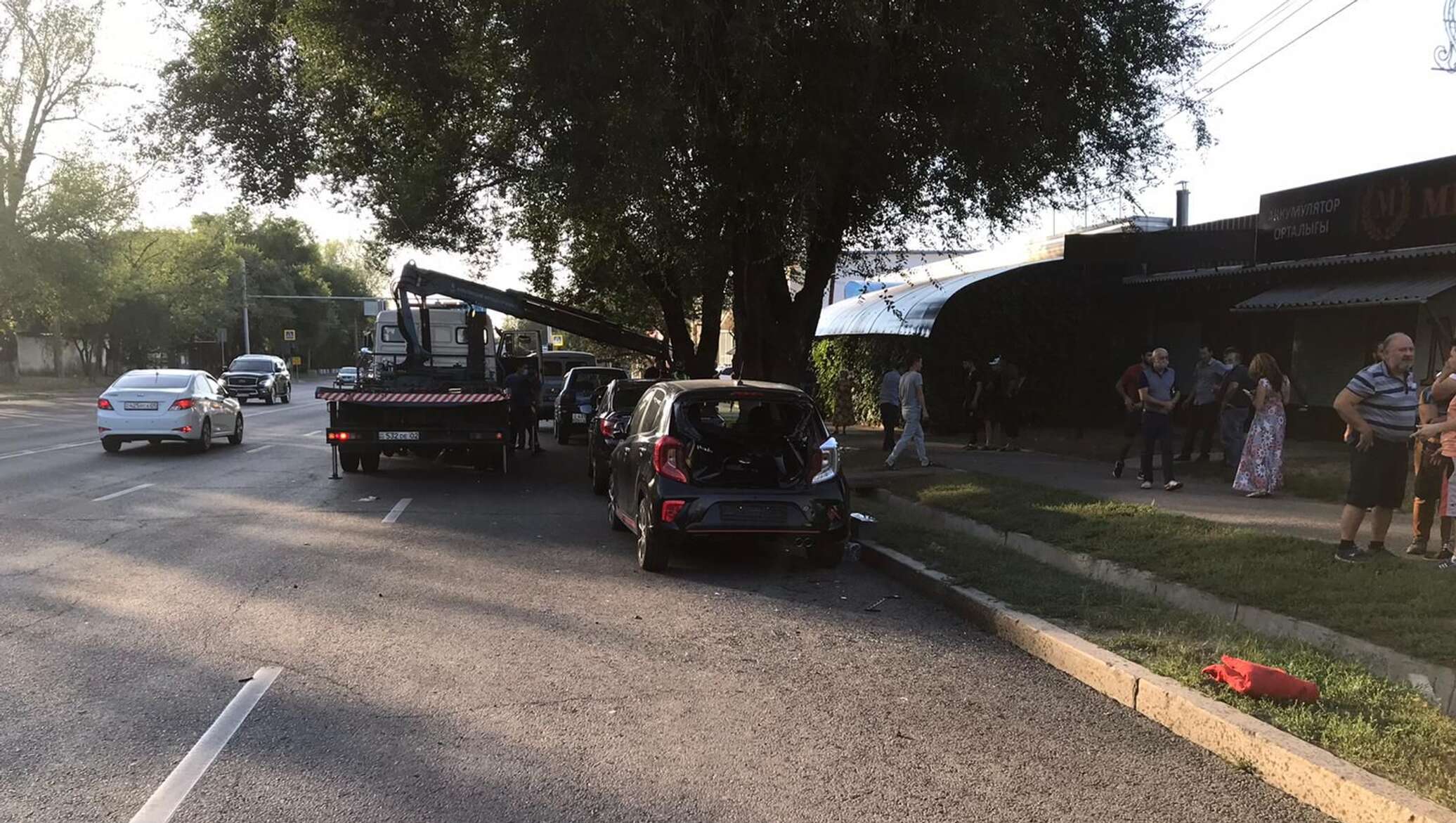 дтп в алматы за последние сутки. происшествие в алматы сегодня. происшествия в алматы за последние сутки 2023. авария в майкопе с участием мотоциклиста 10 октября. дтп с участием мотоциклиста в феодосии.