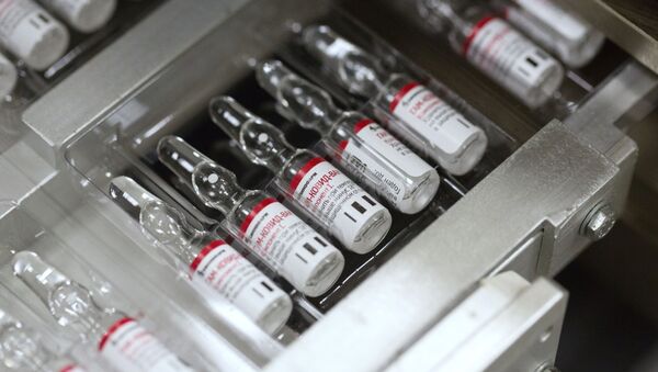 Производство вакцины от COVID-19 на фармацевтическом заводе Биннофарм - Sputnik Қазақстан