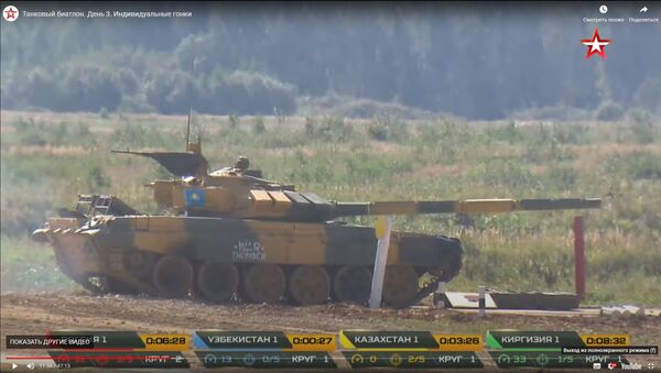 Танковый биатлон на АрМИ-2020 - видео - Sputnik Казахстан
