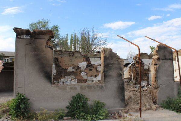 Разрушенные дома в Кордайском районе - Sputnik Казахстан