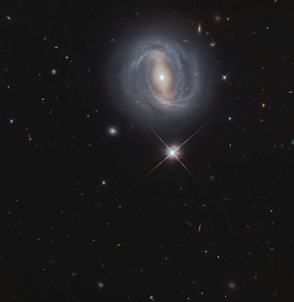 Спиральная галактика с перемычкой NGC 4907 (SBb) в созвездии Волосы Вероники - Sputnik Казахстан