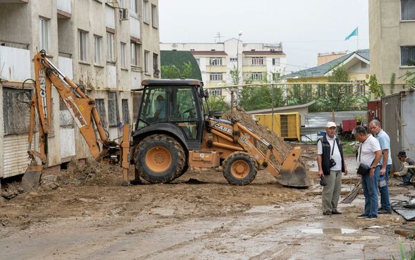 По двум жилым домам уже ведутся работы по укреплению - Sputnik Казахстан