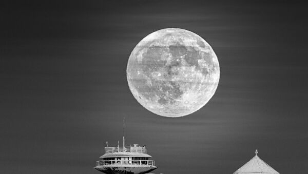 Снимок Moon Base польского фотографа Daniel Koszela, высоко оцененный в категории OUR MOON конкурса Insight Investment Astronomy Photographer of the Year 2020 - Sputnik Казахстан
