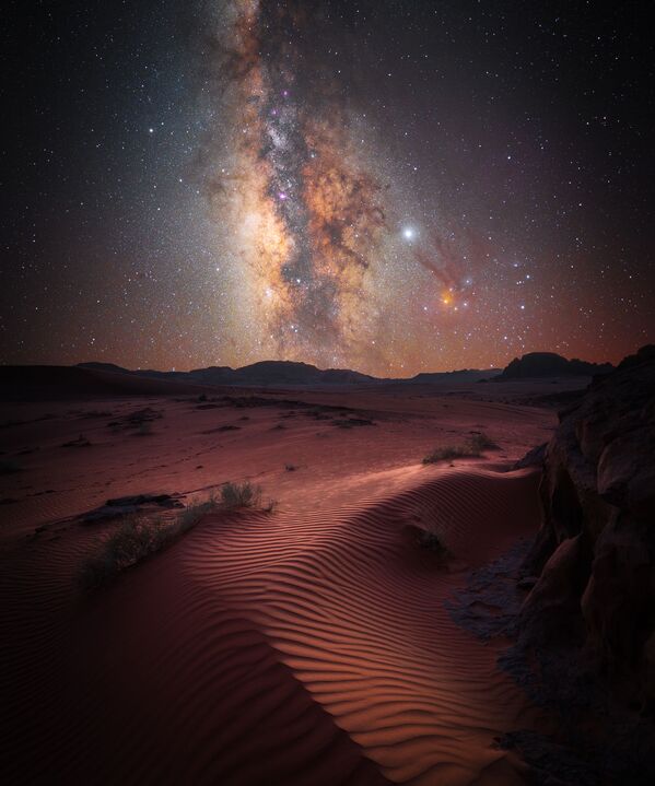 Снимок Desert Magic немецкого фотографа Stefan Leibermann, занявший второе место в категории SKYSCAPES конкурса Insight Investment Astronomy Photographer of the Year 2020 - Sputnik Казахстан