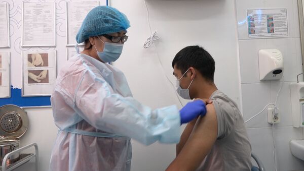 В Казахстане началась сезонная вакцинация против гриппа - Sputnik Казахстан